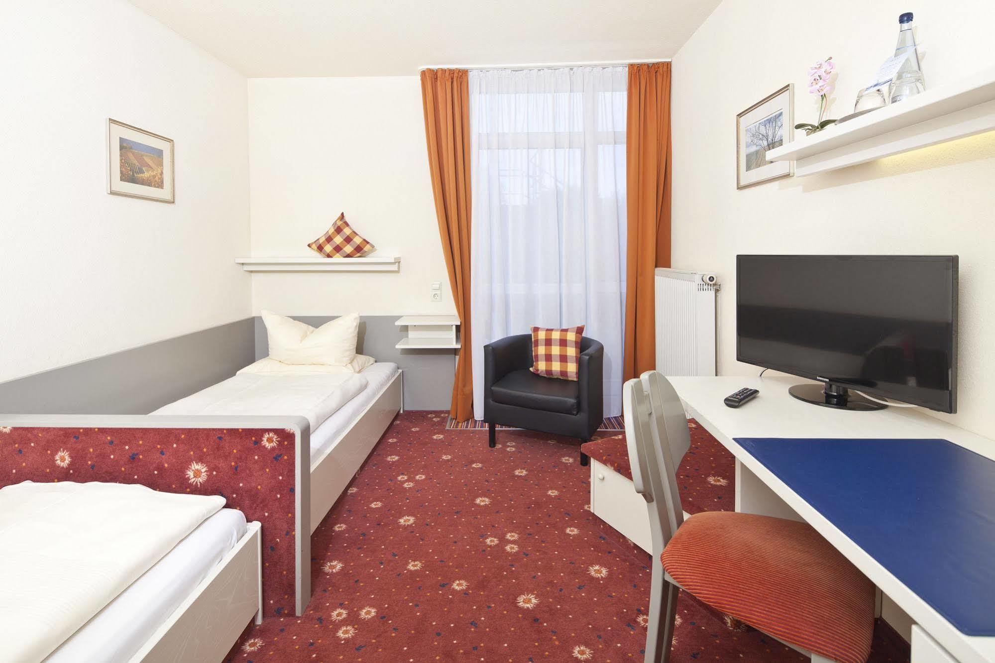 Akzent Hotel Hoehenblick Muehlhausen im Taele Kültér fotó